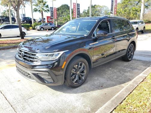 2024 Volkswagen Tiguan 2.0T SE