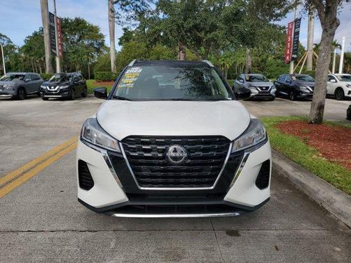 2023 Nissan Kicks SV