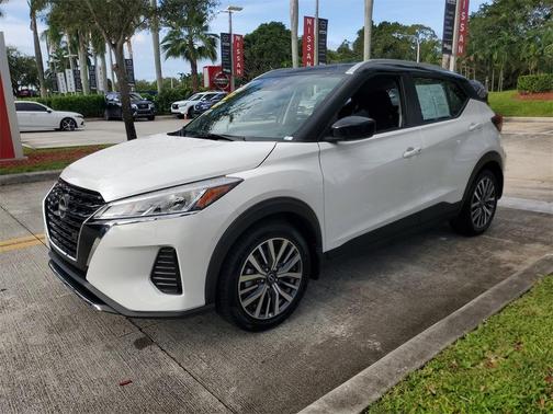 2023 Nissan Kicks SV