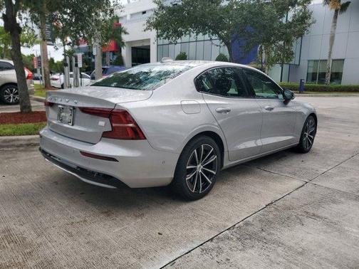 Silver 2023 Volvo S60 Recharge Plug-In Hybrid T8 Plus Dark Theme