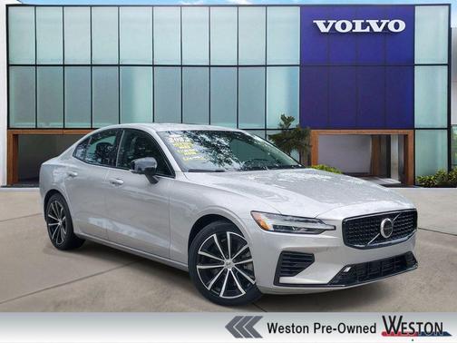 Silver 2023 Volvo S60 Recharge Plug-In Hybrid T8 Plus Dark Theme