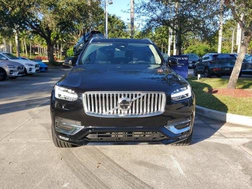 2024 Volvo XC90 B6 Ultimate Bright Theme 7-Seater