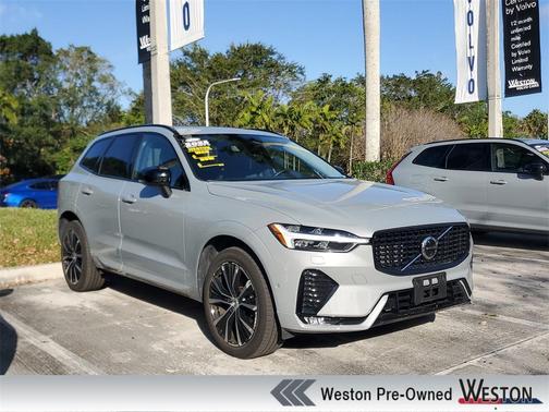 2025 Volvo XC60 B5 Plus
