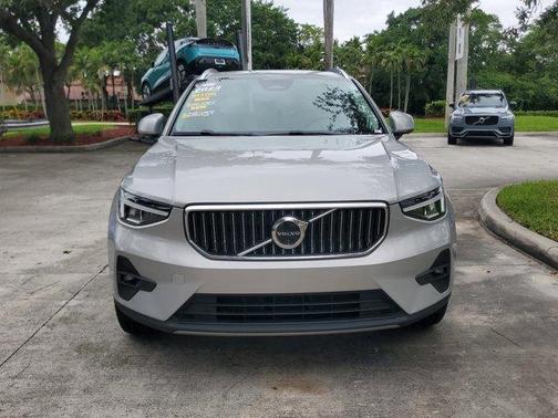 Silver 2023 Volvo XC40 B5 Plus Bright Theme