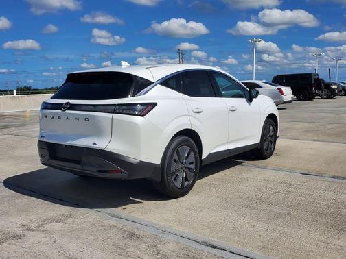 Everest White P 2026 Nissan Murano SL