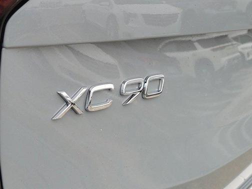2026 Volvo XC90 Plug-In Hybrid T8 Core