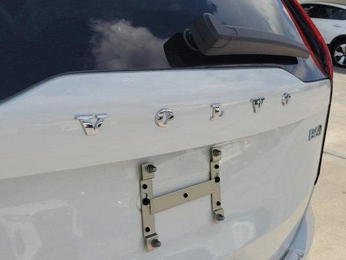 2026 Volvo XC90 B6 Ultra 7-Seater