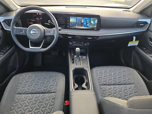 Super Black 2026 Nissan Kicks SV