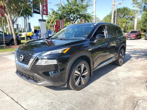 Black 2023 Nissan Rogue SL