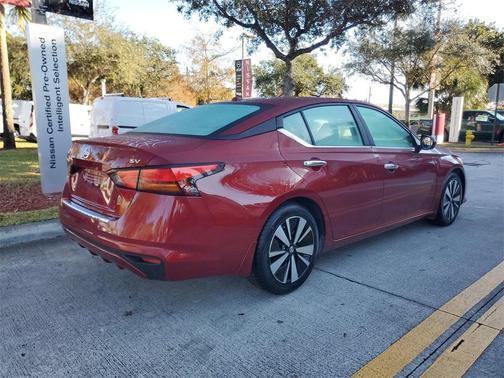 2022 Nissan Altima 2.5 SV