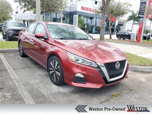 2022 Nissan Altima 2.5 SV