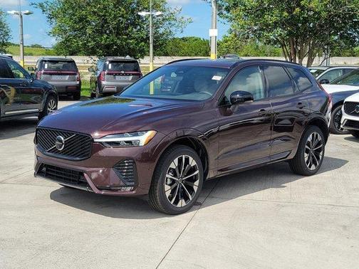 Mulberry 2026 Volvo XC60 B5 Plus