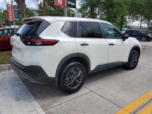 2022 Nissan Rogue S