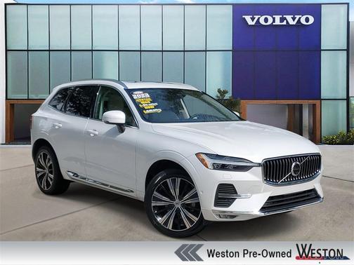 2023 Volvo XC60 B5 Plus Bright Theme