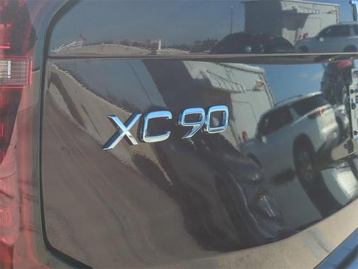 2026 Volvo XC90 B5 Plus 7-Seater