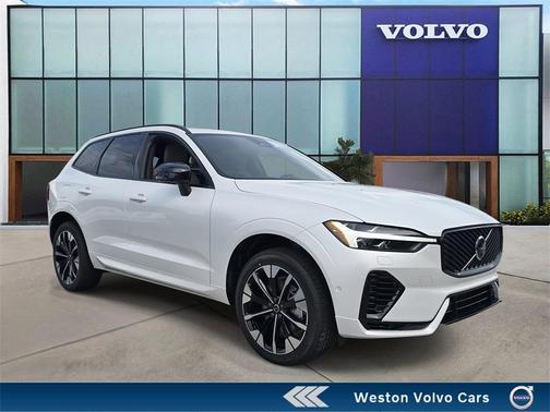 2026 Volvo XC60 T8 PLUS