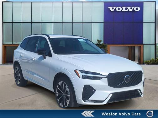 2026 Volvo XC60 B5 Plus