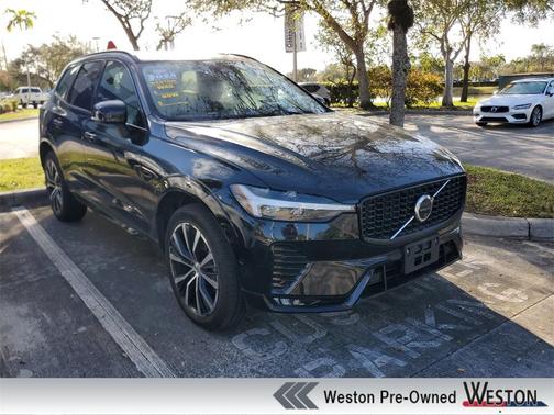 2025 Volvo XC60 B5 Plus