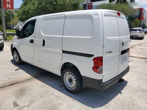 2019 Nissan NV200 S