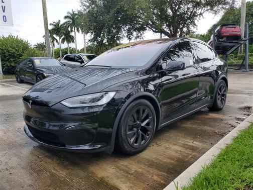 2023 Tesla Model X Standard Range