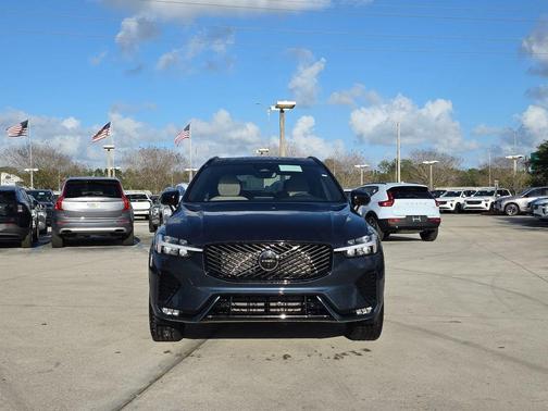 Denim Blue Metallic 2026 Volvo XC60 B5 Plus