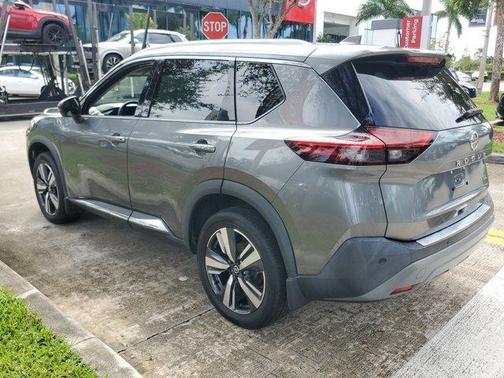 2021 Nissan Rogue SL