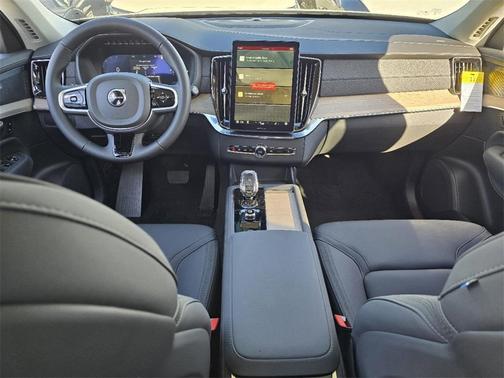 2025 Volvo XC90 Plug-In Hybrid T8 Plus 6-Seater