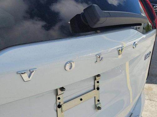 2026 Volvo XC90 B5 Plus 6-Seater