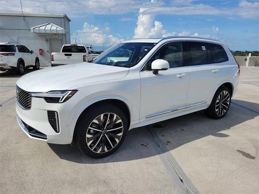 2026 Volvo XC90 B6 Ultra 7-Seater