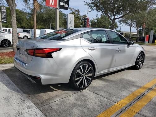 2020 Nissan Altima 2.5 SR