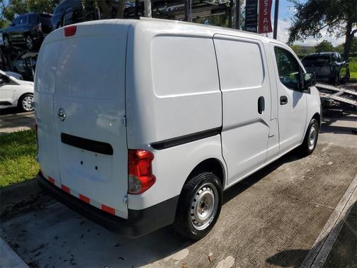 2018 Nissan NV200 S
