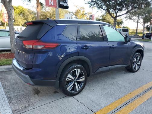 2024 Nissan Rogue SL