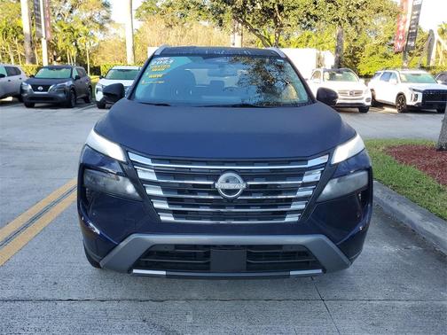 2024 Nissan Rogue SL