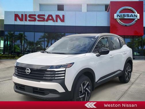 2t Wht Blk Roof 2026 Nissan Kicks SV