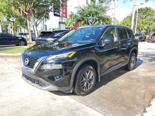 Black 2023 Nissan Rogue S