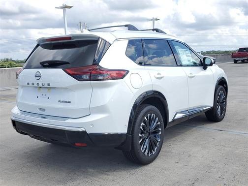 2025 Nissan Rogue Platinum
