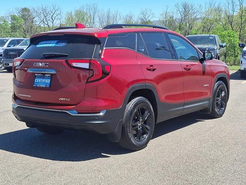 2022 GMC Terrain AT4