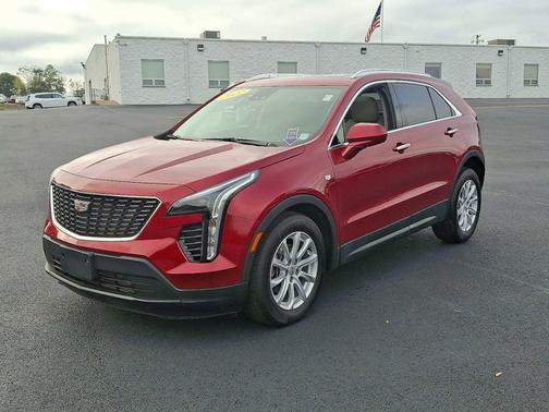 2022 Cadillac XT4 AWD Luxury