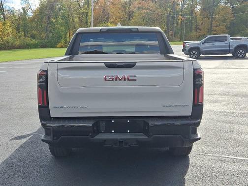 2026 GMC Sierra EV Extended Range Elevation