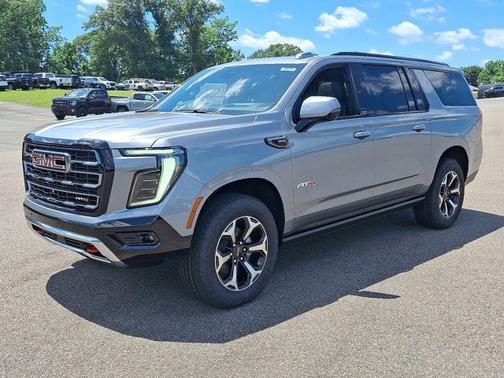 2025 GMC Yukon XL AT4