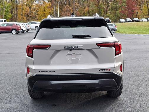 2026 GMC Terrain AWD AT4