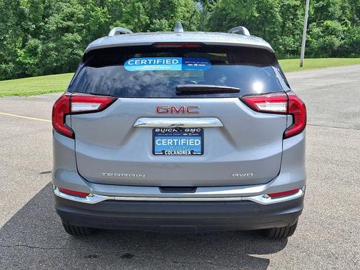 2024 GMC Terrain SLT