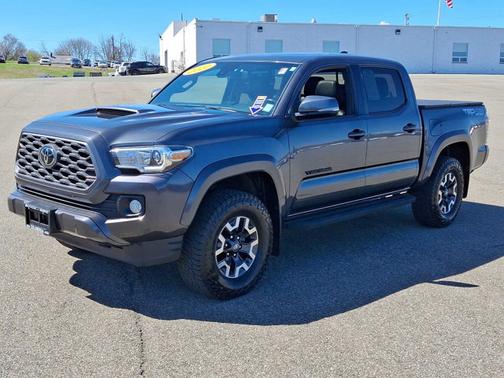 2020 Toyota Tacoma TRD Sport