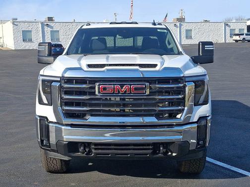 2026 GMC Sierra 2500 SLE