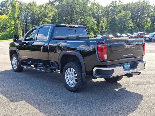 2024 GMC Sierra 2500 SLE