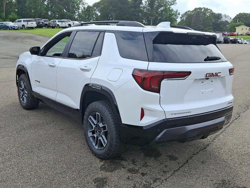 2026 GMC Terrain AWD AT4