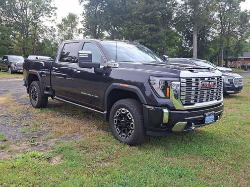 2024 GMC Sierra 2500 Denali