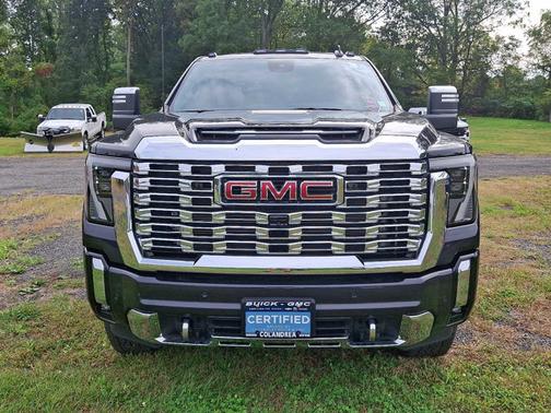 2024 GMC Sierra 2500 Denali