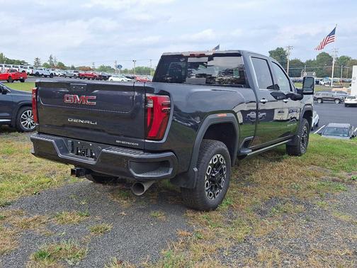 2024 GMC Sierra 2500 Denali