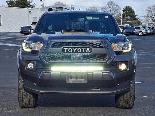 2019 Toyota Tacoma TRD Sport